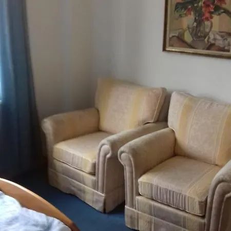 Apartment Aeltere Am Uferpark *