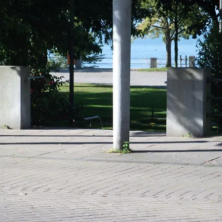 Aeltere Am Uferpark * Friedrichshafen